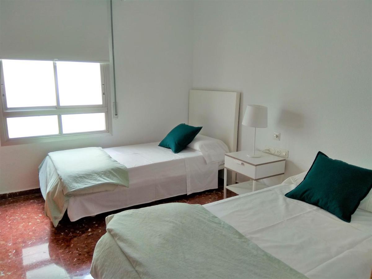 Disfruta - Enjoy Valencia Ayuntamiento Apartment Luaran gambar
